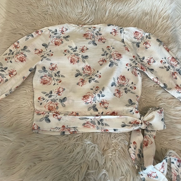 NWT | Chicwish Floral Top - Picture 12 of 15